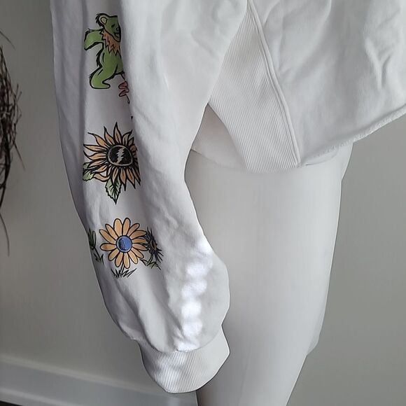 Daydreamer Grateful Dead Sunshine Daydream Cropped Hoodie - Picture 9 of 14